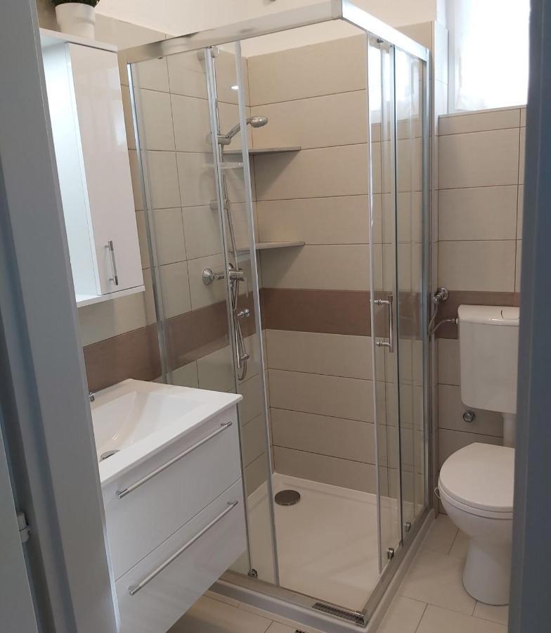 Apartamento Apartmanház Horváth Balatonboglár Exterior foto