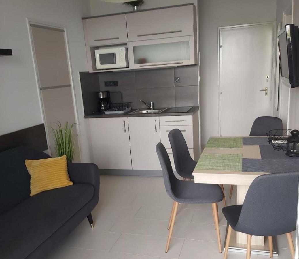 Apartamento Apartmanház Horváth Balatonboglár Exterior foto