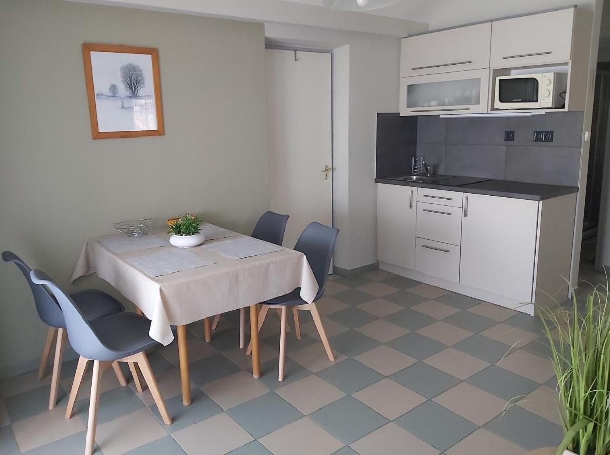 Apartamento Apartmanház Horváth Balatonboglár Exterior foto