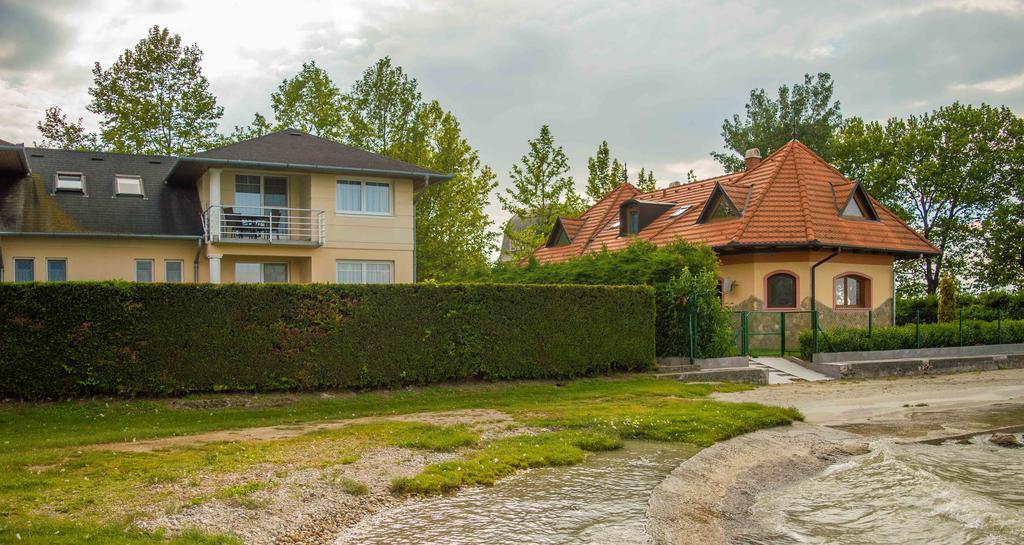 Apartamento Apartmanház Horváth Balatonboglár Exterior foto